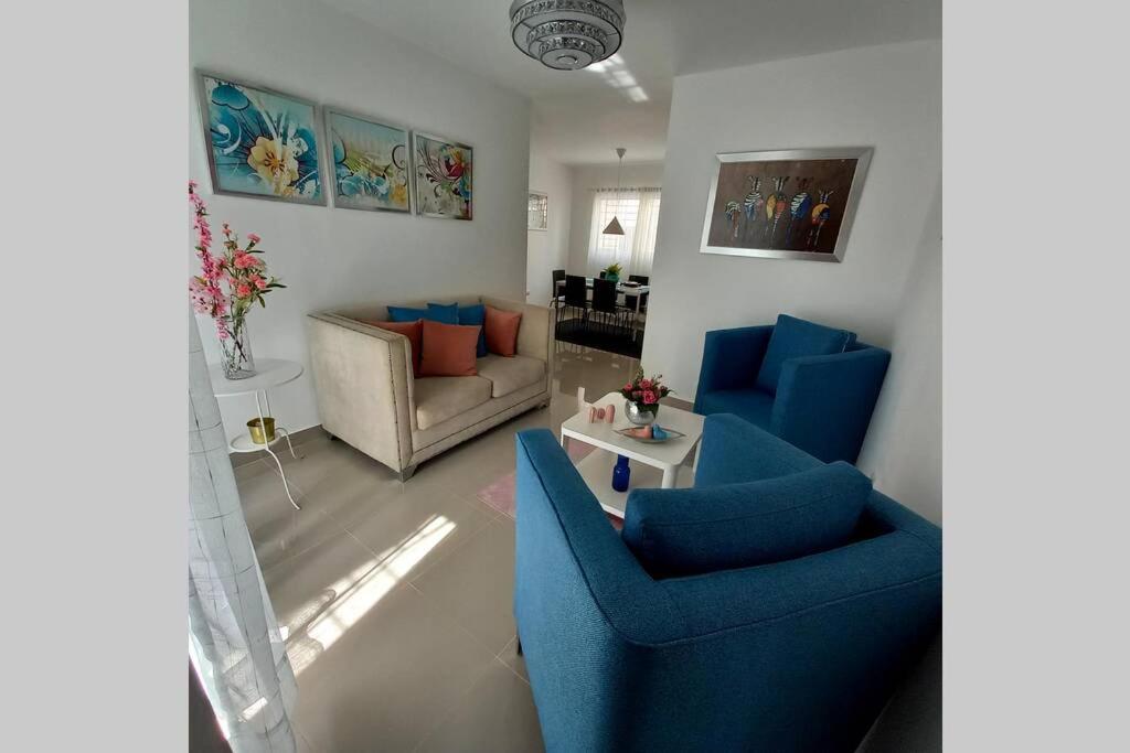 Confortable Apartamento De 3 Tres Habitaciones, Con Hermosa Vista De Area Verde, Ademas De Piscinas Y Juegos Infantiles En Area Recreativa Santiago De Los Caballeros Extérieur photo